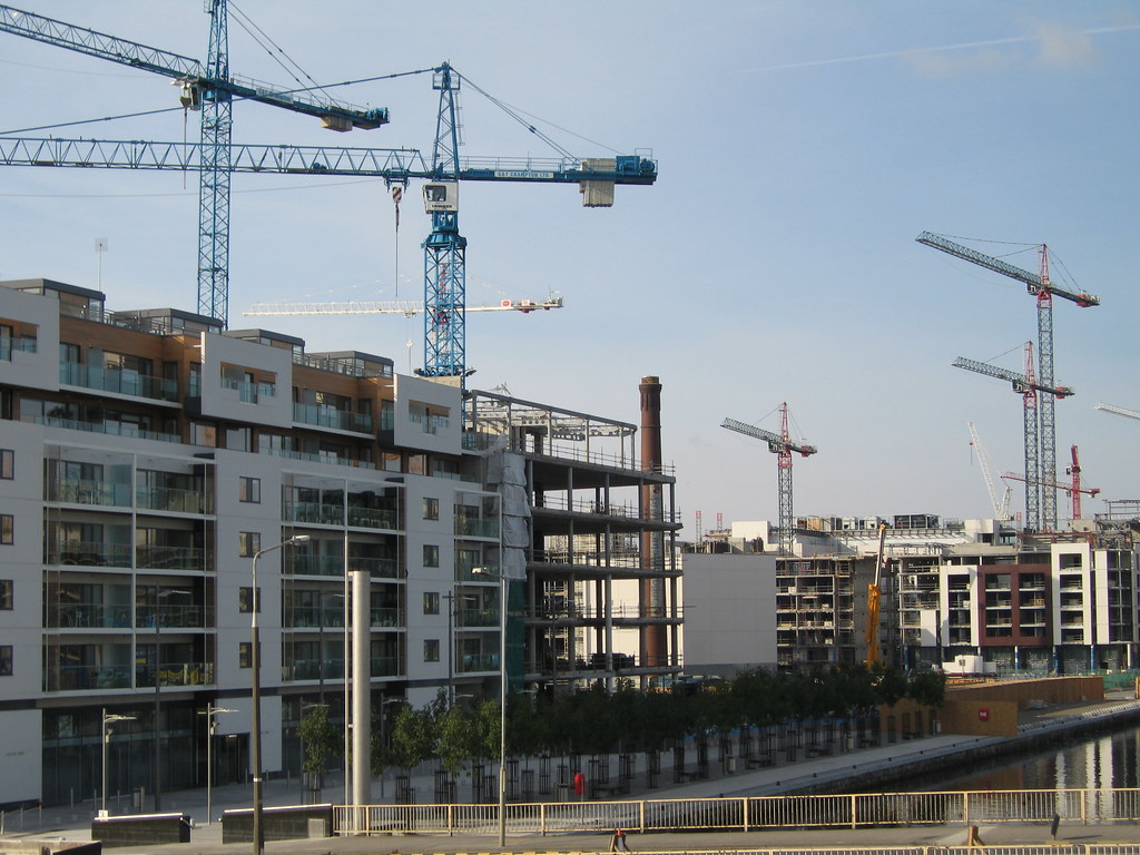 "construction in Dublin Docklands" by Salim Virji is licensed under CC BY-SA 2.0.