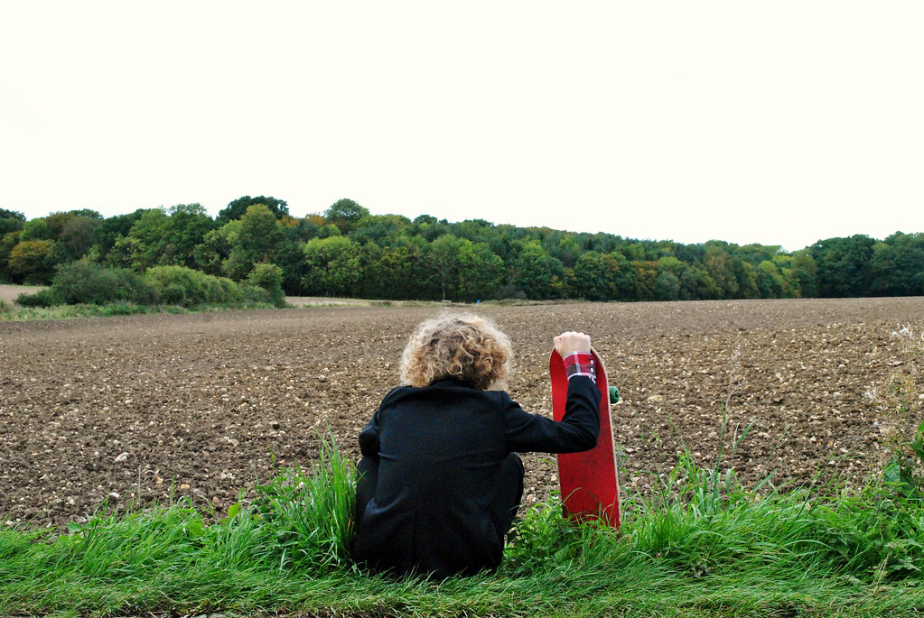 "Take a look around." by aDecorusUniversitas is licensed under CC BY-NC-ND 2.0.
